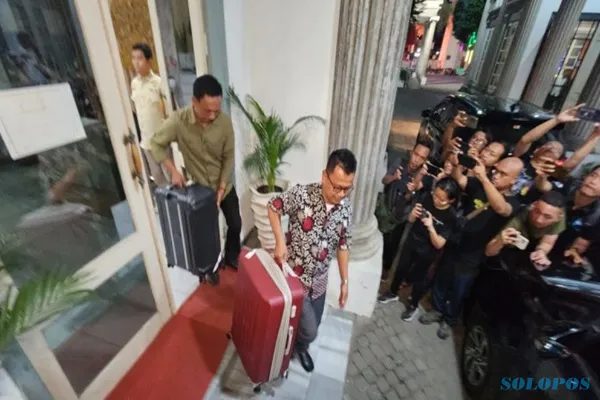 KPK Sita Catatan Aliran Dana dan Dokumen Penting dalam Penggeledahan