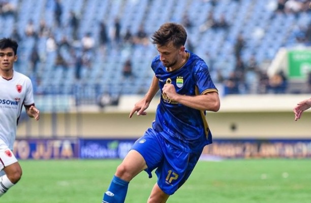 Mateo Kocijan Tampil Gemilang
