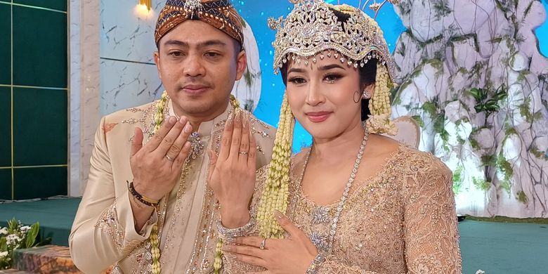 Ade Govinda Resmi Menikah dengan Indi Arisa