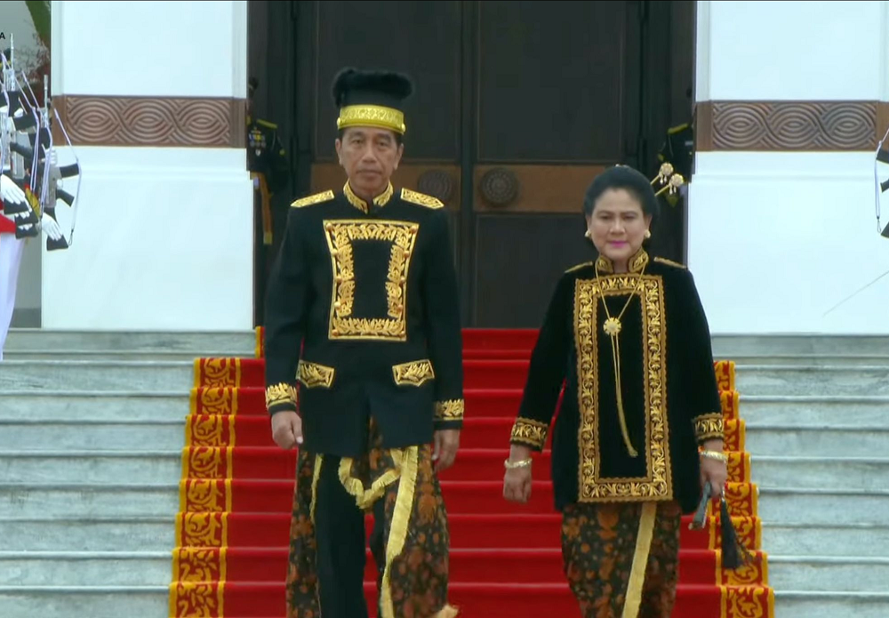 Baju Kustim Pakaian Adat yang Bersejarah