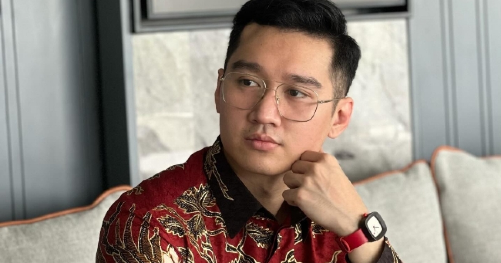 Biodata Raymond Chin