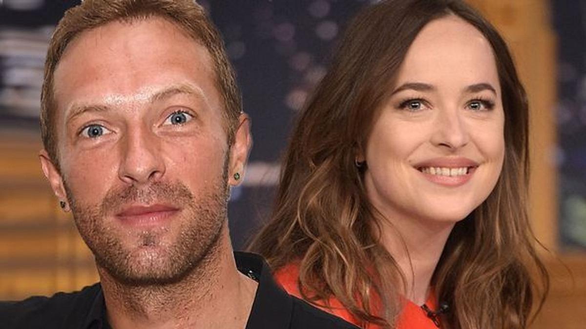 Dakota Johnson dan Chris Martin