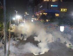Polda Jawa Tengah Klarifikasi Dampak Gas Air Mata dalam Aksi Demo Jateng Bergerak