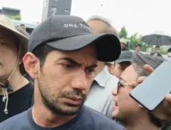 Reza Rahadian Minta Publik Terus Awasi Polemik Revisi UU Pilkada