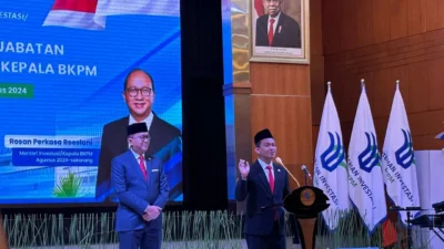 Serah Terima Jabatan Menteri Investasi dari Bahlil Lahadalia kepada Rosan Roeslani