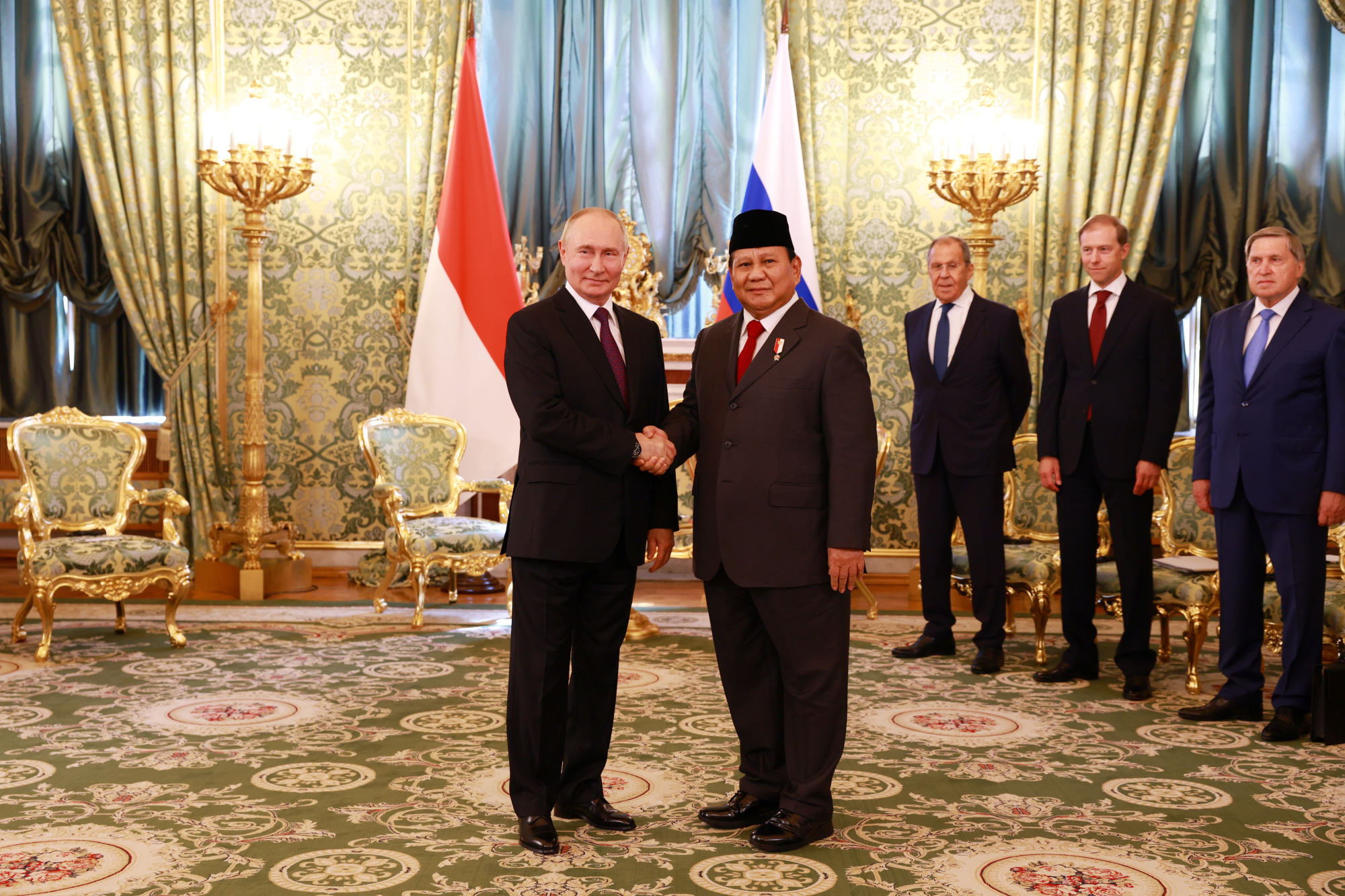 Vladimir Putin dan Prabowo Subianto