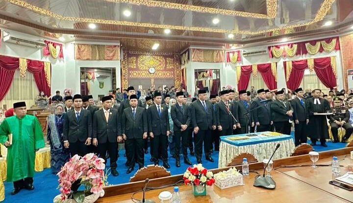 35 Anggota DPRD Dumai Dilantik