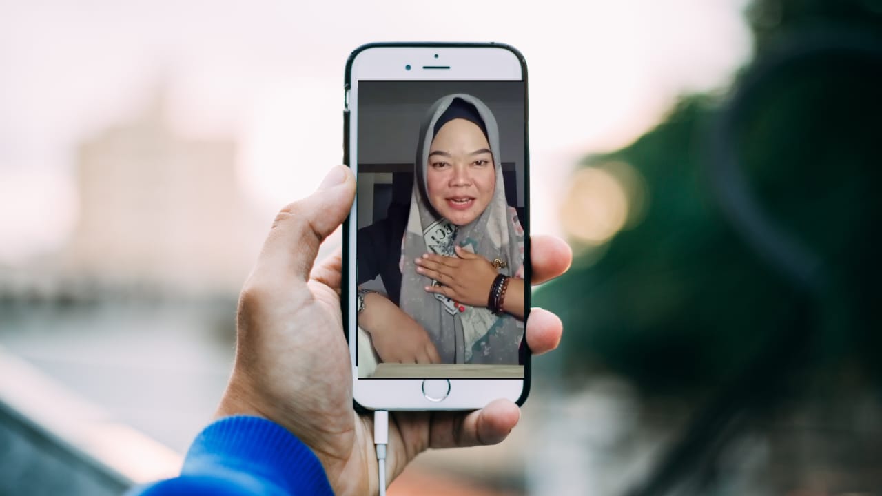 Kadisdik Kalimantan Selatan Tak Terima Ditegur Karena Merokok dan Usir Guru