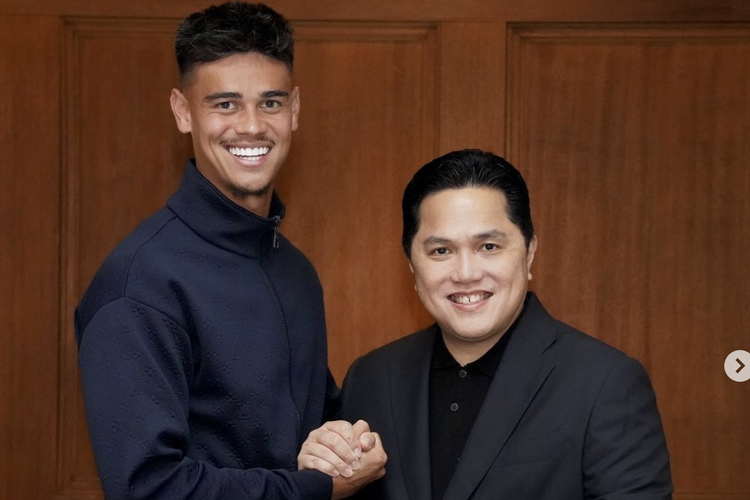 Mees Hilgers, Bek Tengah FC Twente Gabung Timnas Indonesia