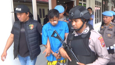 Nia Penjual Gorengan