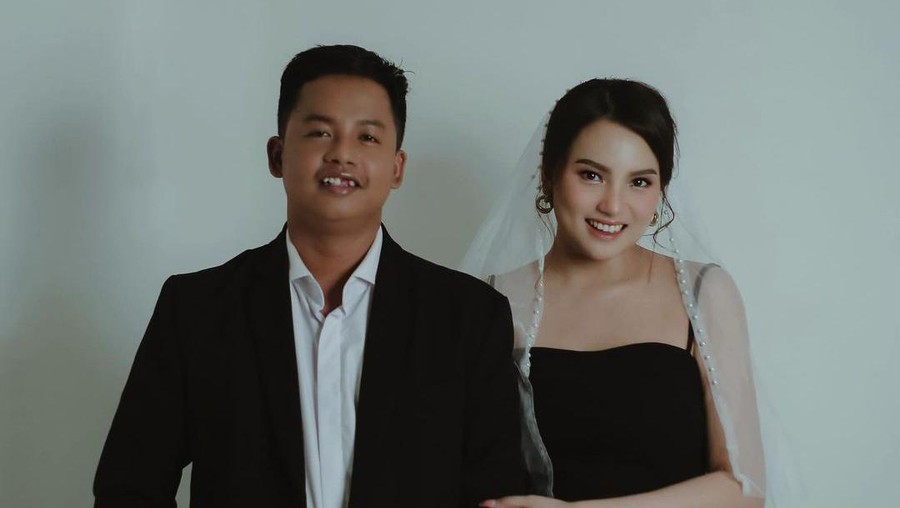 Pernikahan Dustin Tiffani dan Ditha Rizky Amalia