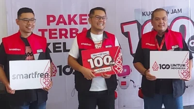 Smartfren North Sumatera Berbagi Hadiah dan Promo ke Pelanggan Setia