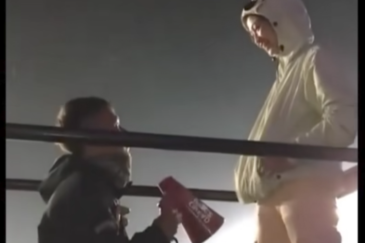 Tika Kartika Dilamar