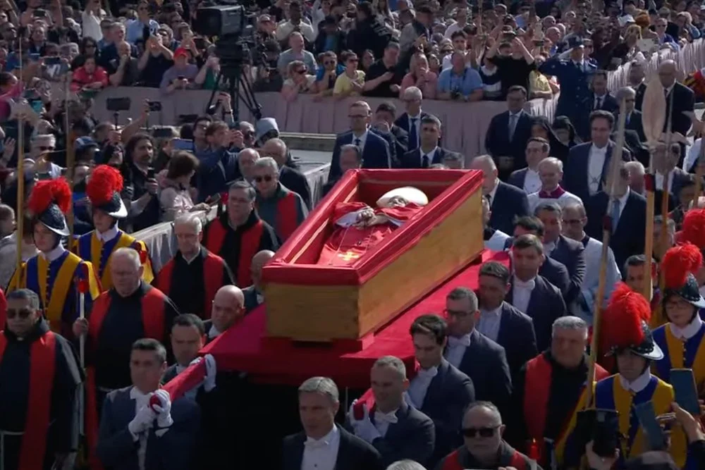 Misa Pemakaman Paus Fransiskus