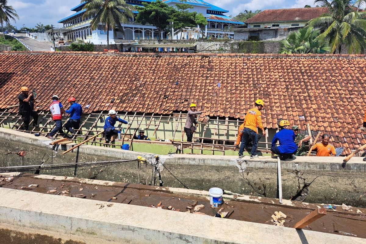 Santri Gontor Magelang Meninggal Tertimpa Tembok Tandon Air